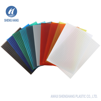 4mm Sampai 10mm Polycarbonate Twin Wall Roofing Sheet ODM Putih Merah